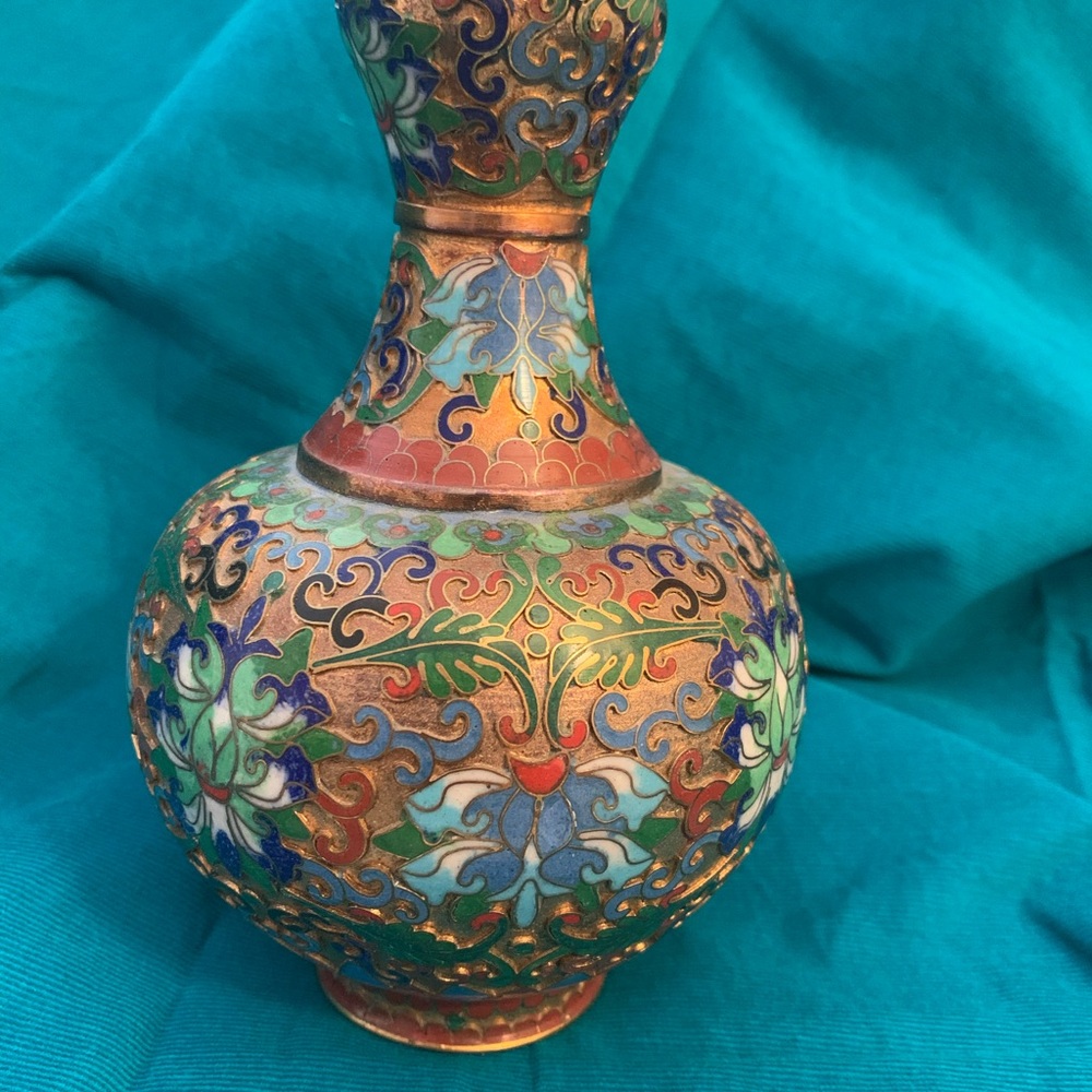 Elegant Multicolor Cloisonné Vase